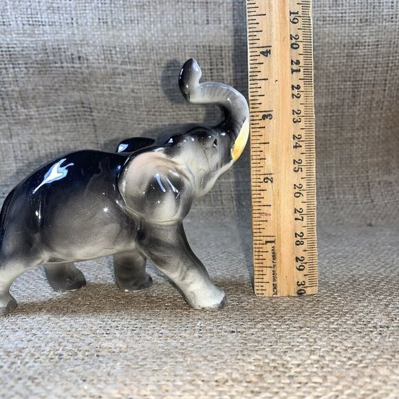 Vintage Porcelain 4" Elephant Figurine Made In Japan 4" tall - Picture 8 of 9